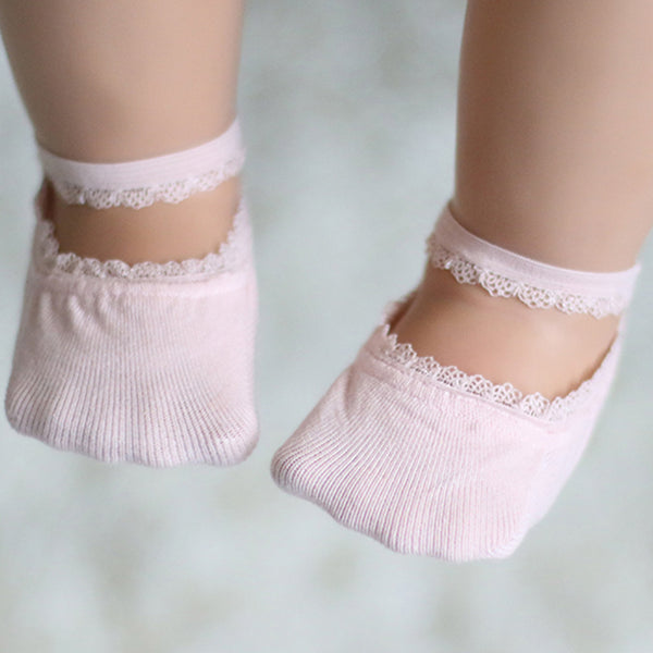 Stylish Solid Lace Design Invisible Socks