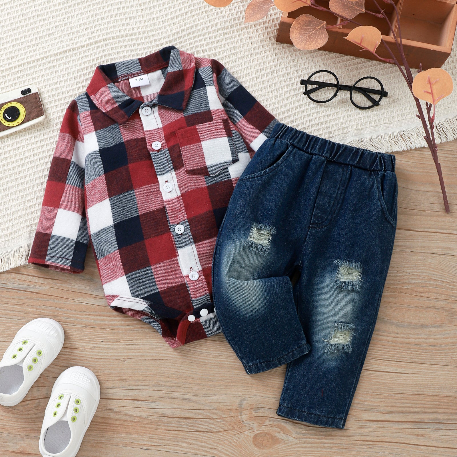 2pcs Baby Lapel Long-sleeve Shirt Romper and 100% Cotton Ripped Jeans Set