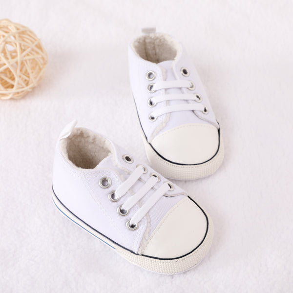 Baby / Toddler Fleece Lined Lace Up Front Prewalker Shoes