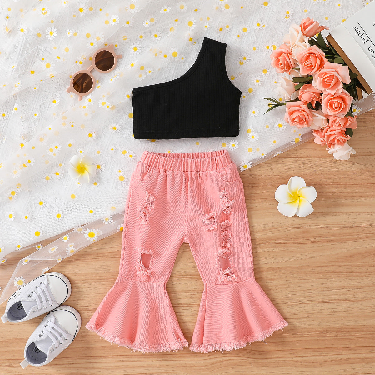 2pcs Baby Girl 100% Cotton Ripped Denim Flare-sleeve Jeans and One Shoulder Crop Tank Top Set