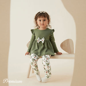 2pcs Baby Girl Solid Cotton Ruffle Trim Bow Front Long-sleeve Top and Floral Print Naia? Pants Set Premium